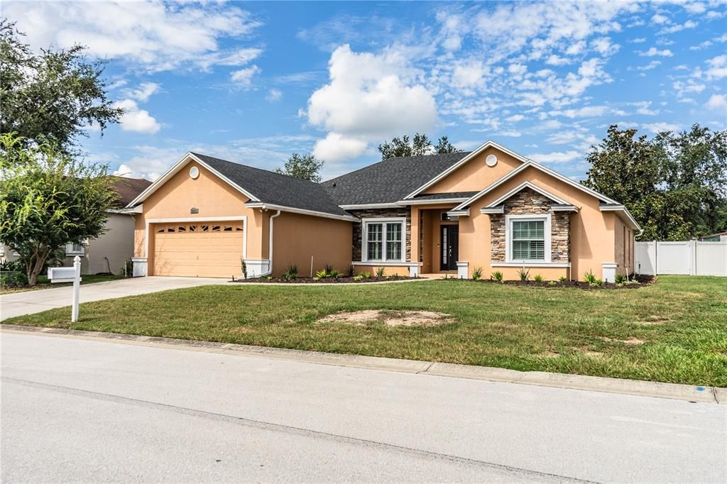 For Sale: $458,220 (4 beds, 2 baths, 2182 Square Feet)