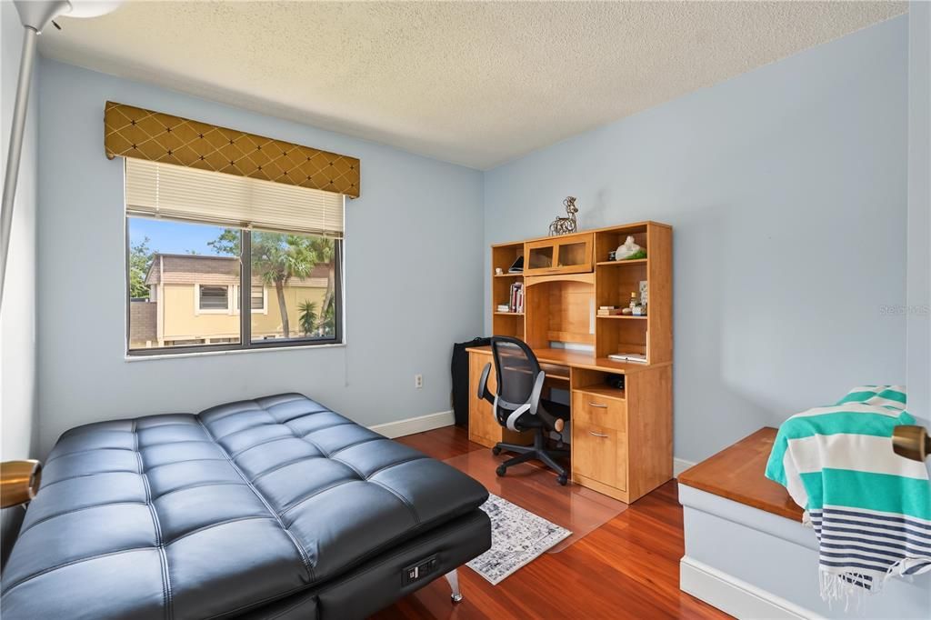 En Venta: $274,444 (3 camas, 1 baños, 1305 Pies cuadrados)