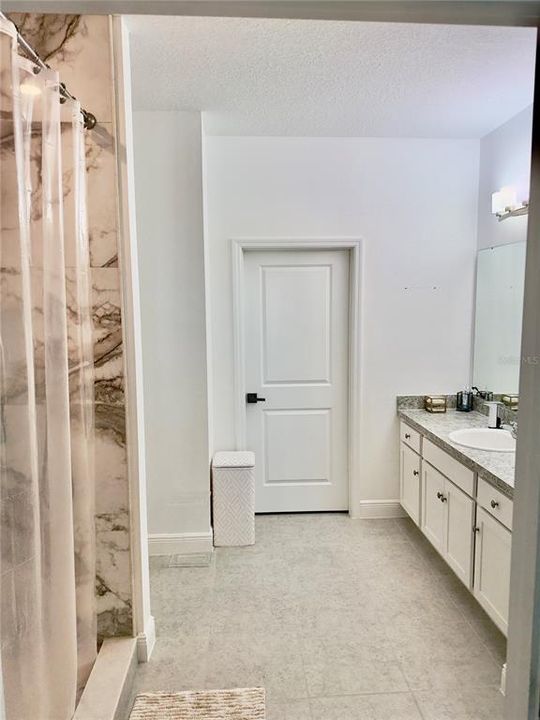 На продажу: $485,000 (4 спален, 2 ванн, 1885 Квадратных фут)