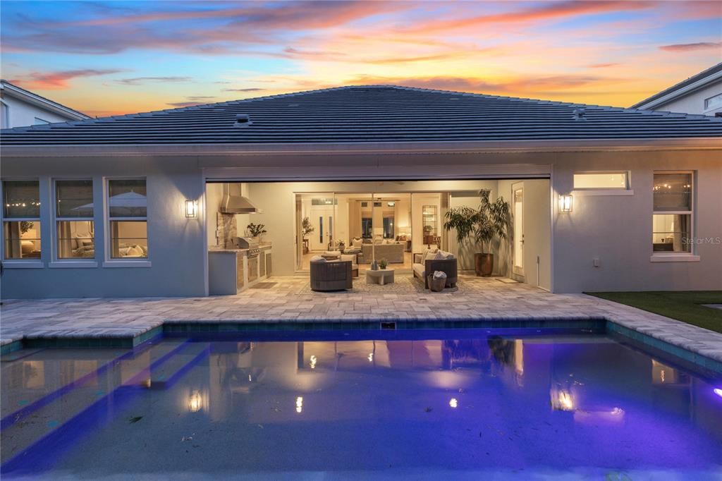 Activo con contrato: $1,395,000 (4 camas, 3 baños, 3177 Pies cuadrados)