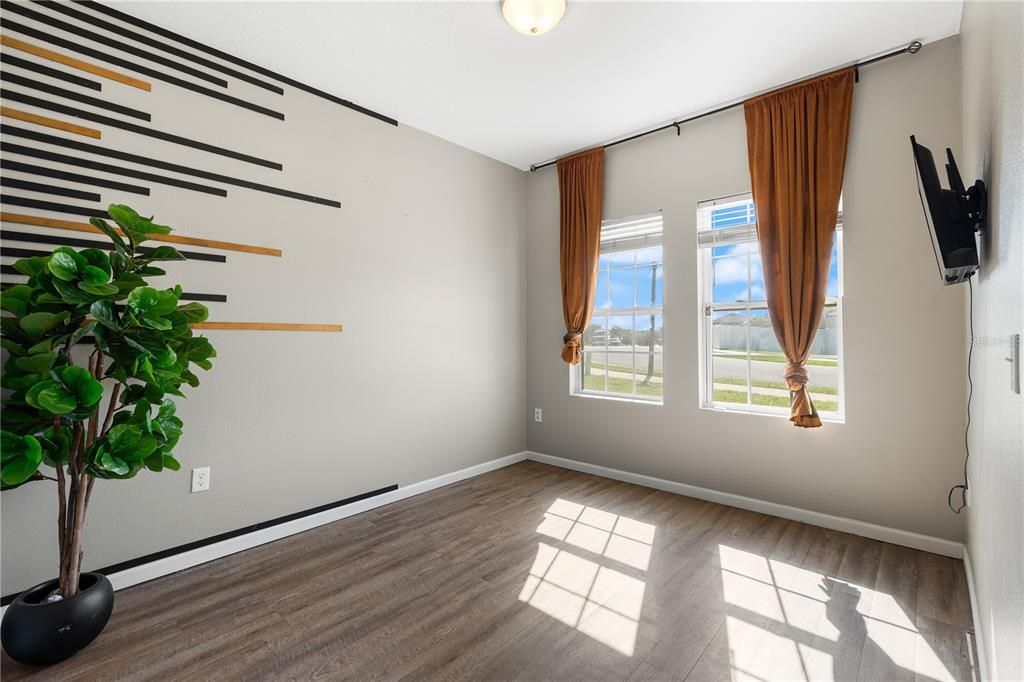 En Venta: $399,900 (5 camas, 3 baños, 2804 Pies cuadrados)