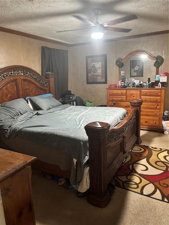 For Sale: $249,000 (3 beds, 2 baths, 1404 Square Feet)