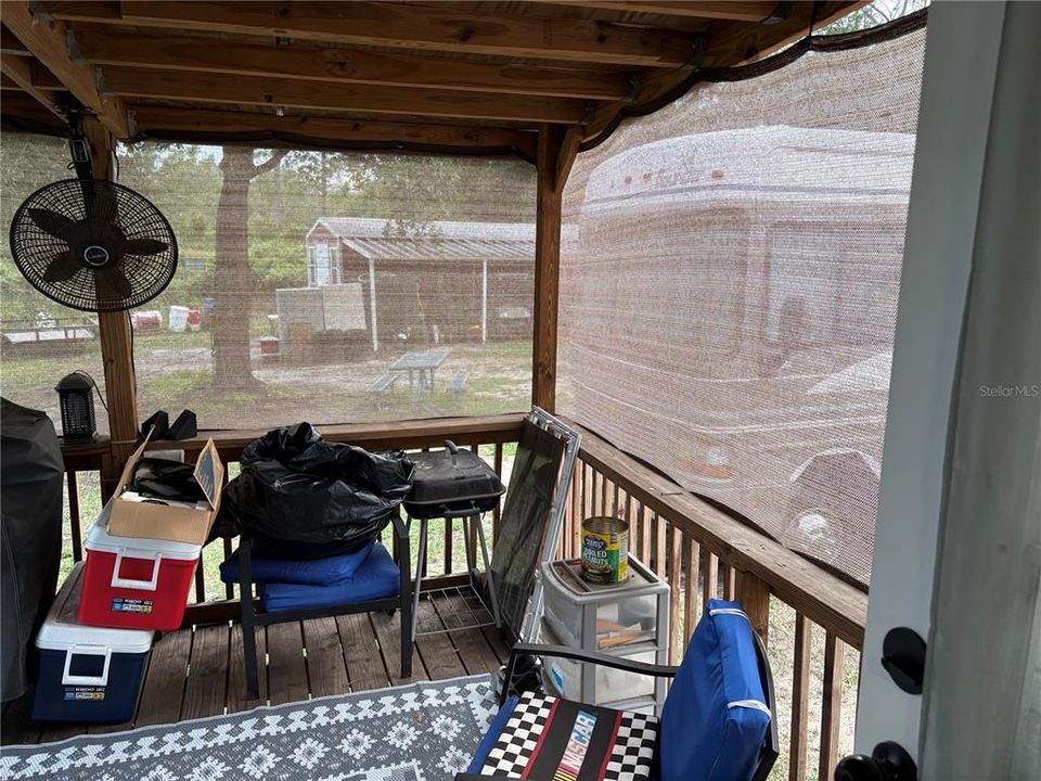For Sale: $249,000 (3 beds, 2 baths, 1404 Square Feet)