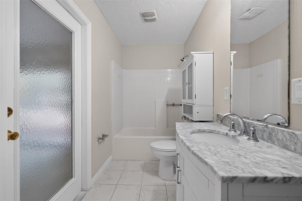 For Sale: $320,000 (4 beds, 3 baths, 2011 Square Feet)