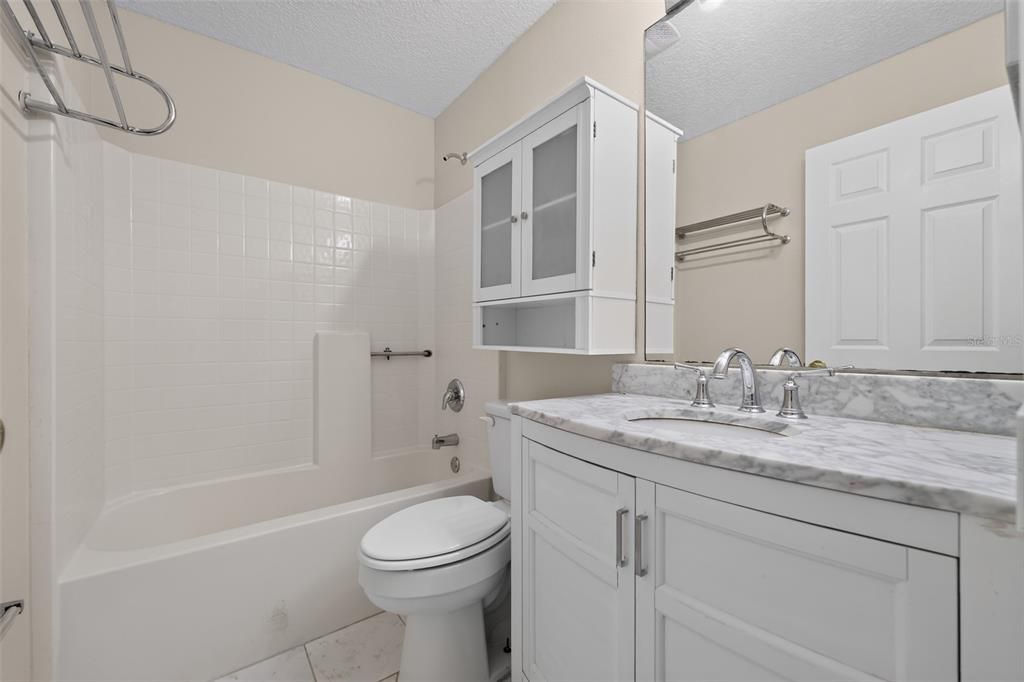 For Sale: $320,000 (4 beds, 3 baths, 2011 Square Feet)