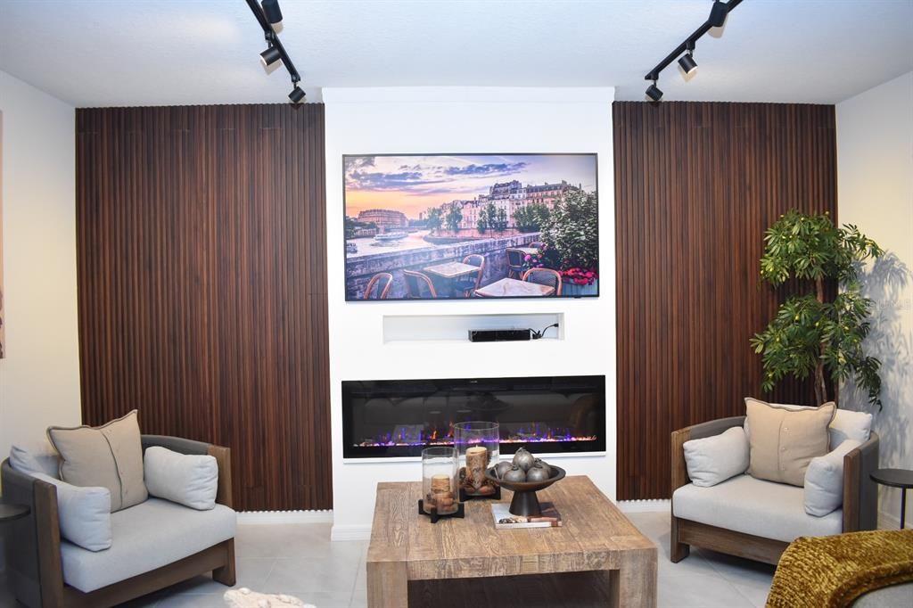 На продажу: $329,990 (3 спален, 2 ванн, 1725 Квадратных фут)
