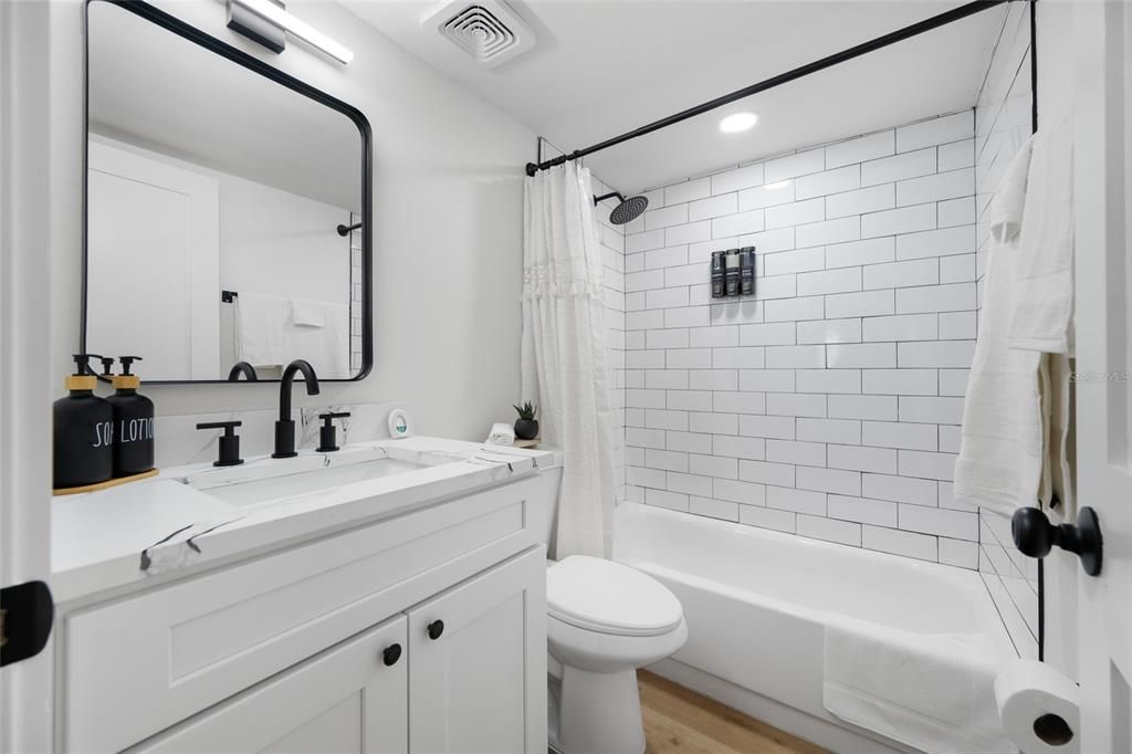 En Venta: $155,000 (2 camas, 2 baños, 855 Pies cuadrados)