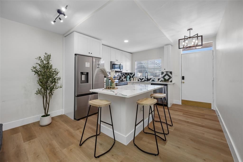 En Venta: $155,000 (2 camas, 2 baños, 855 Pies cuadrados)