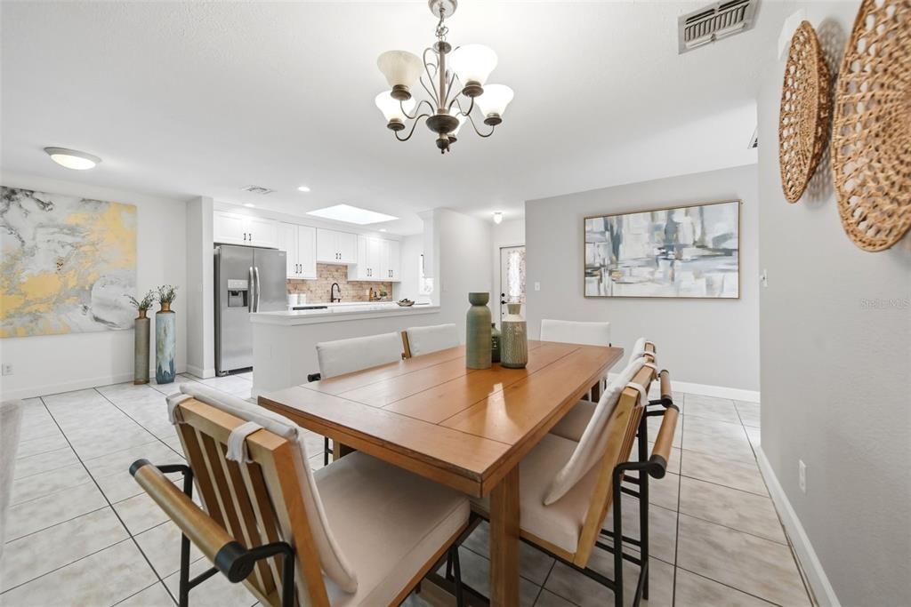 For Sale: $560,000 (3 beds, 2 baths, 1764 Square Feet)