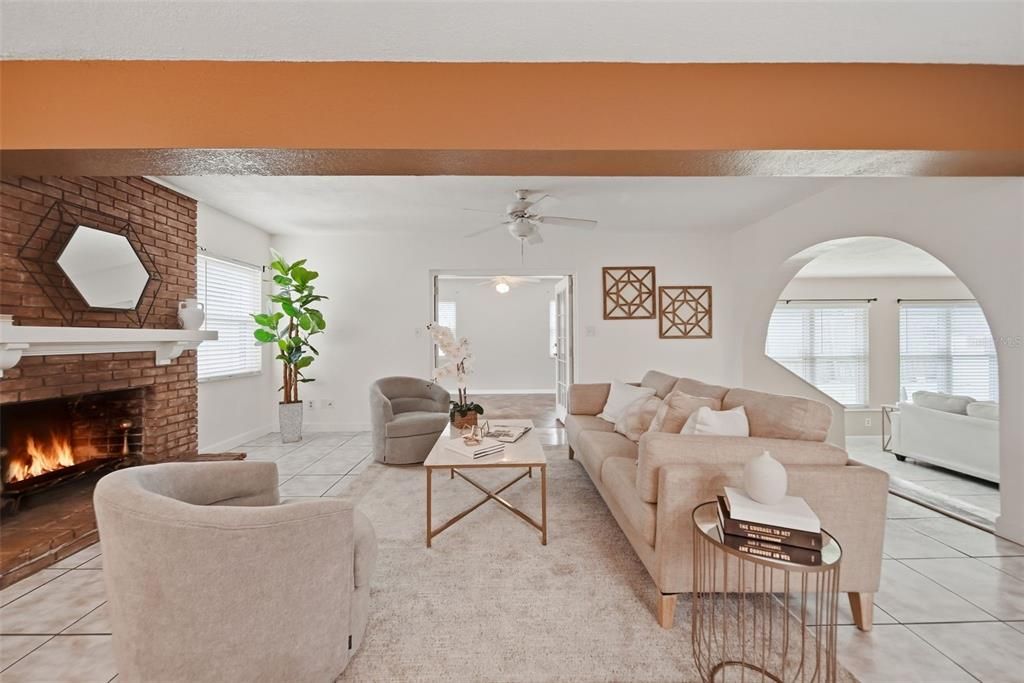 For Sale: $560,000 (3 beds, 2 baths, 1764 Square Feet)