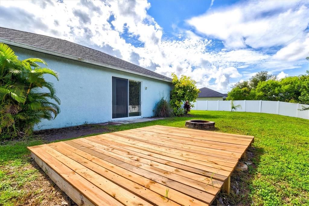 En Venta: $399,000 (3 camas, 2 baños, 1576 Pies cuadrados)