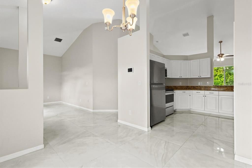 En Venta: $399,000 (3 camas, 2 baños, 1576 Pies cuadrados)