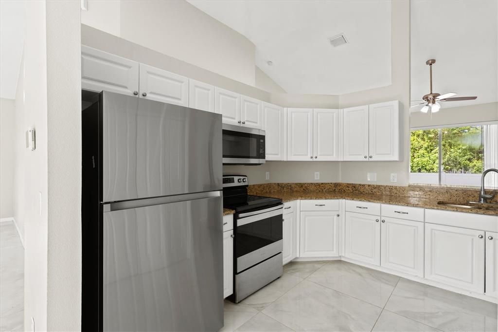 En Venta: $399,000 (3 camas, 2 baños, 1576 Pies cuadrados)