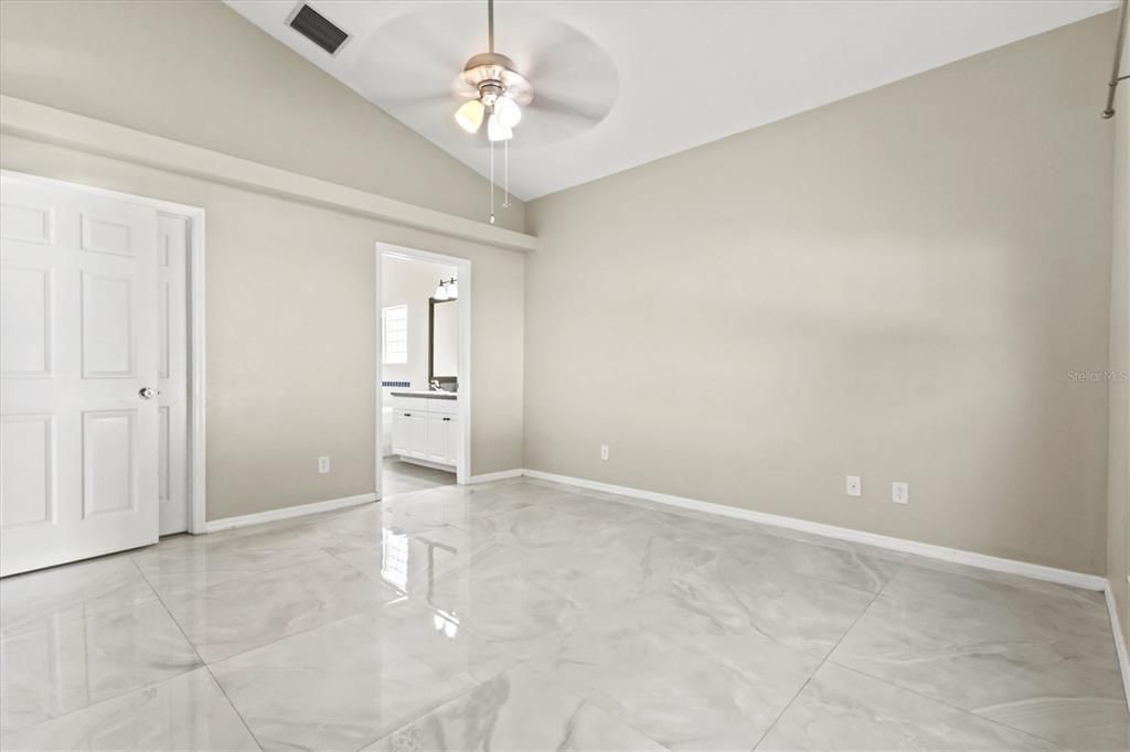 En Venta: $399,000 (3 camas, 2 baños, 1576 Pies cuadrados)