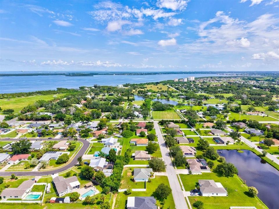 En Venta: $399,000 (3 camas, 2 baños, 1576 Pies cuadrados)