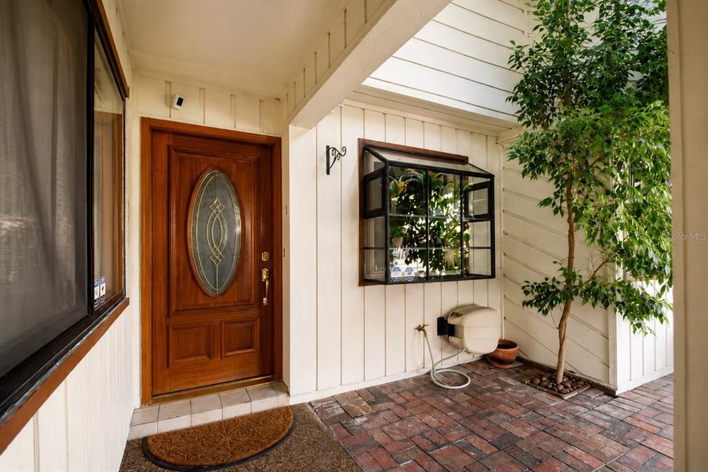 En Venta: $320,000 (2 camas, 2 baños, 1343 Pies cuadrados)