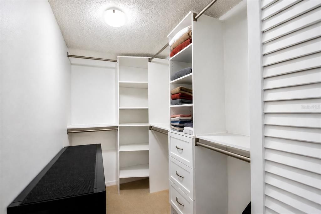 En Venta: $320,000 (2 camas, 2 baños, 1343 Pies cuadrados)