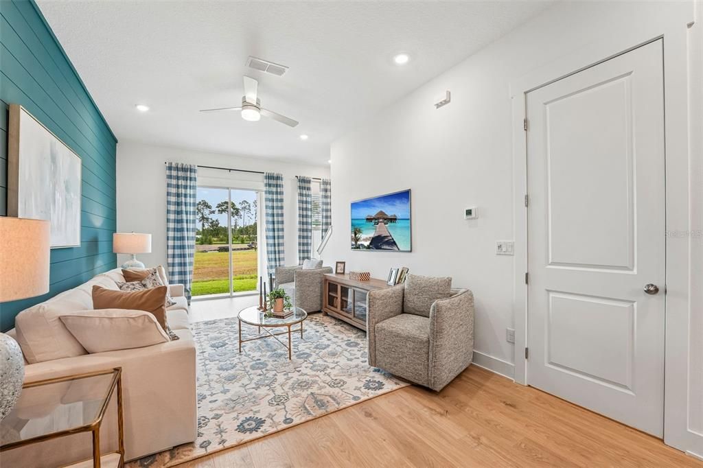 En Venta: $328,372 (3 camas, 2 baños, 1541 Pies cuadrados)