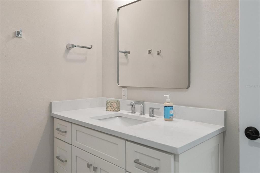 For Rent: $4,900 (3 beds, 2 baths, 1990 Square Feet)
