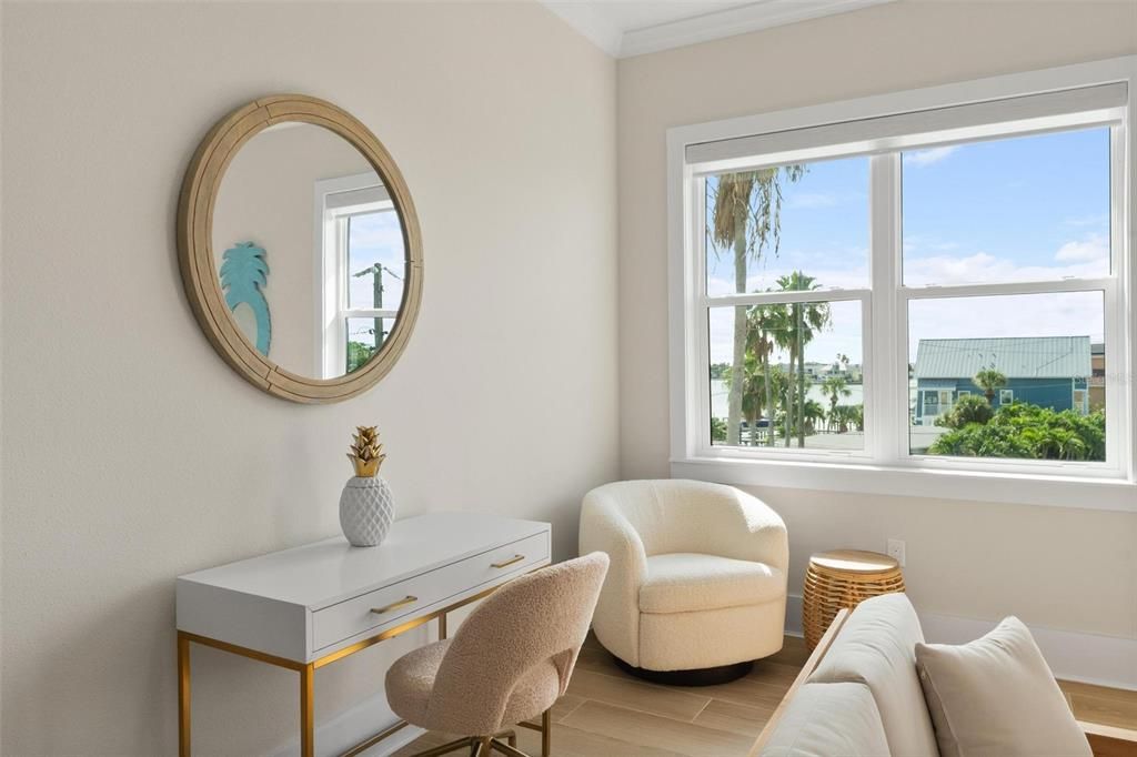 For Rent: $4,900 (3 beds, 2 baths, 1990 Square Feet)