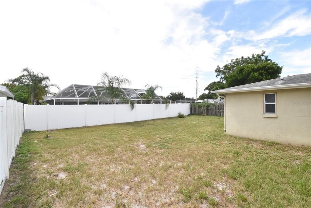 For Sale: $229,500 (3 beds, 2 baths, 1160 Square Feet)