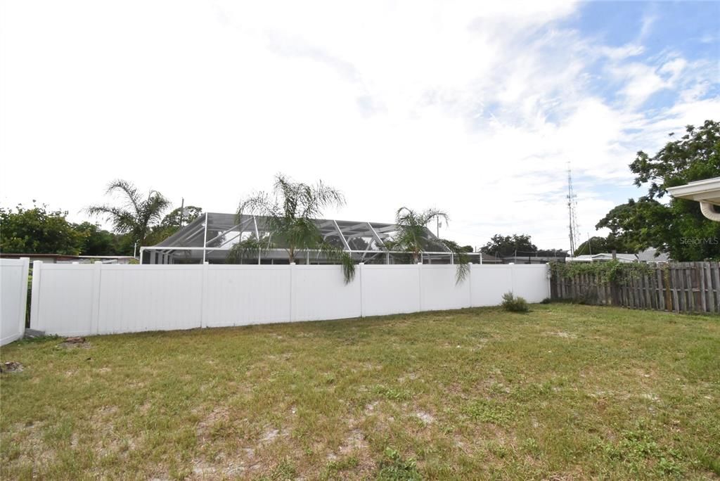For Sale: $229,500 (3 beds, 2 baths, 1160 Square Feet)