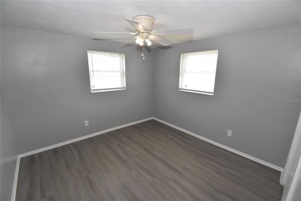 For Sale: $229,500 (3 beds, 2 baths, 1160 Square Feet)