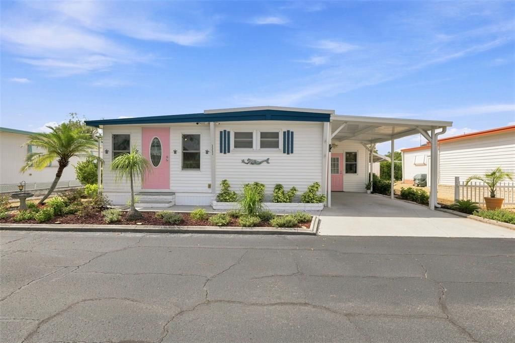 For Sale: $119,999 (2 beds, 2 baths, 1140 Square Feet)