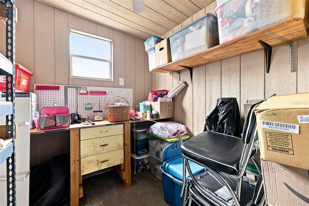 For Sale: $119,999 (2 beds, 2 baths, 1140 Square Feet)