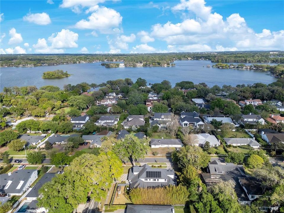For Sale: $3,265,000 (5 beds, 5 baths, 4924 Square Feet)