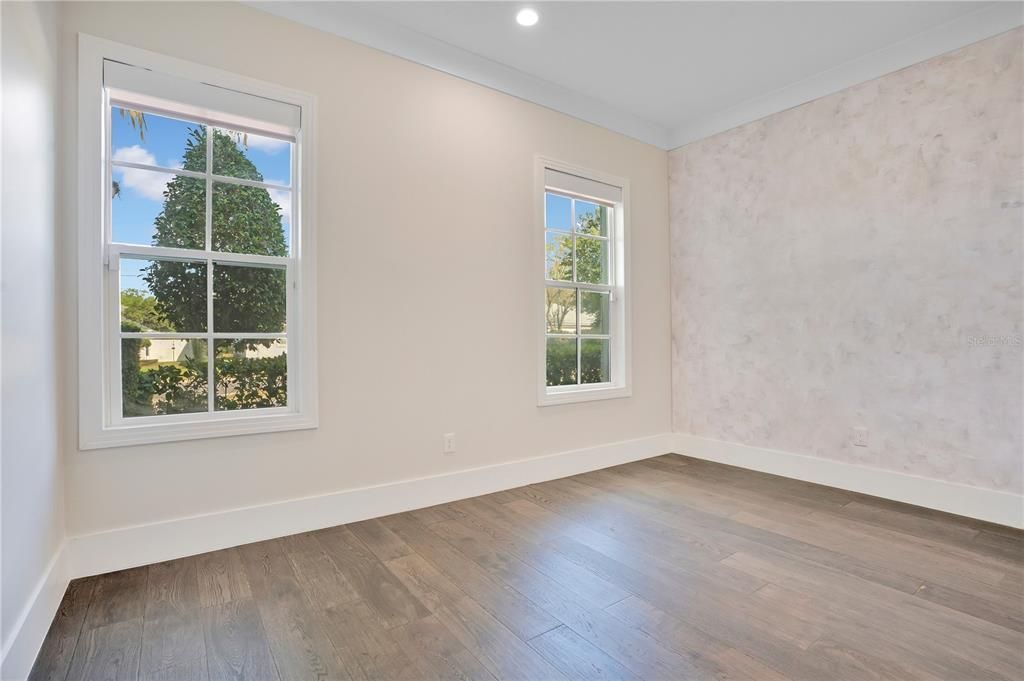 For Sale: $3,265,000 (5 beds, 5 baths, 4924 Square Feet)