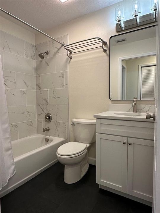 В аренду: $2,100 (2 спален, 2 ванн, 1032 Квадратных фут)