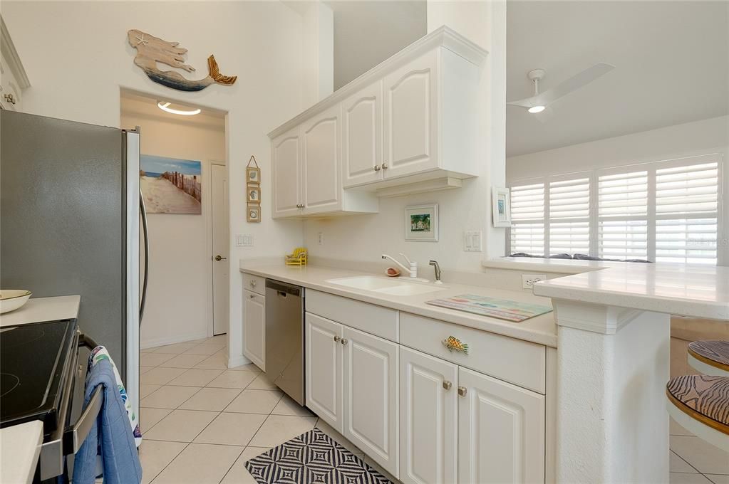 En Venta: $299,000 (3 camas, 2 baños, 1383 Pies cuadrados)
