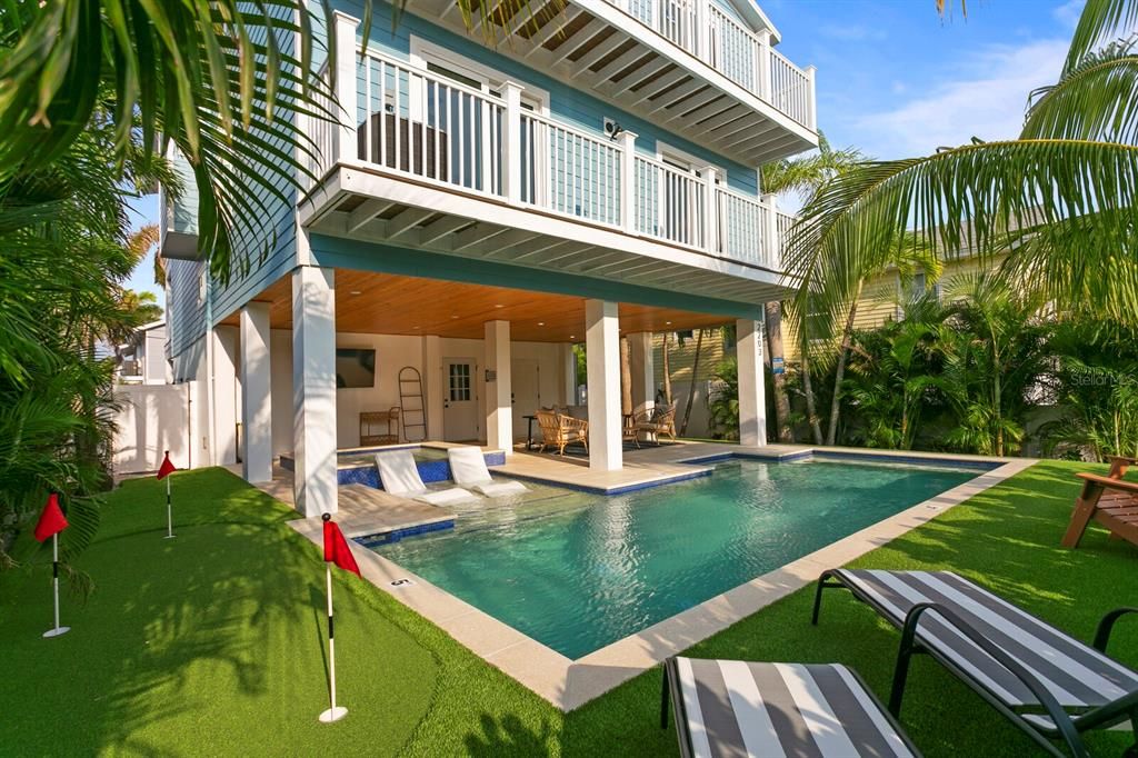 For Sale: $2,795,000 (5 beds, 4 baths, 2796 Square Feet)