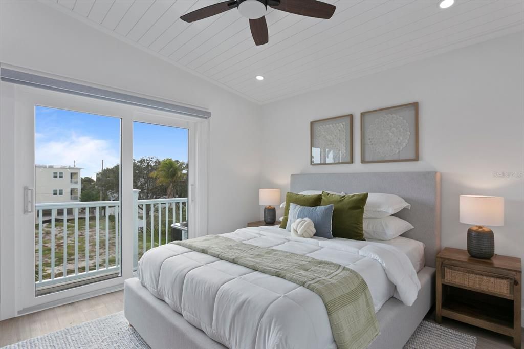 For Sale: $2,795,000 (5 beds, 4 baths, 2796 Square Feet)