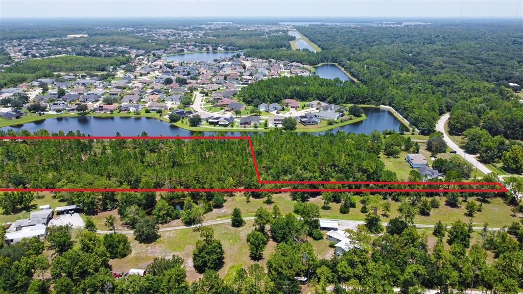 На продажу: $399,900 (4.85 acres)