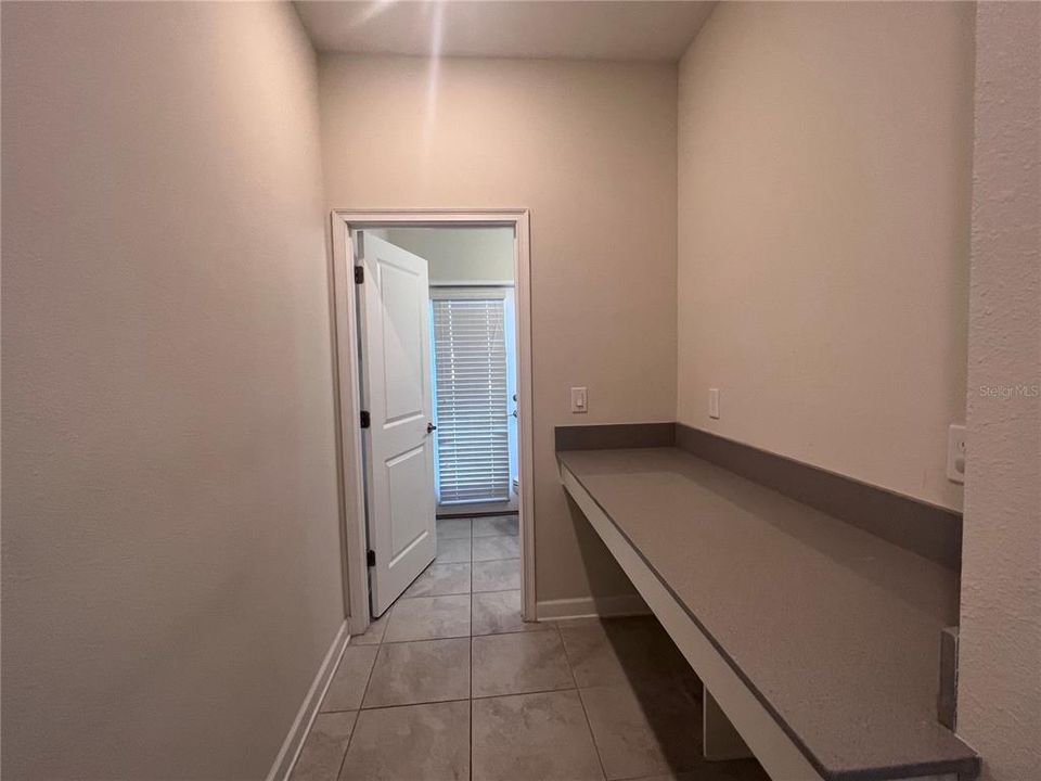 For Rent: $3,500 (4 beds, 2 baths, 2803 Square Feet)