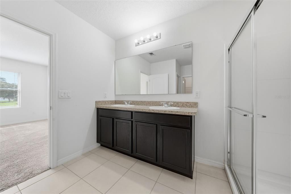 For Sale: $314,900 (4 beds, 2 baths, 1846 Square Feet)