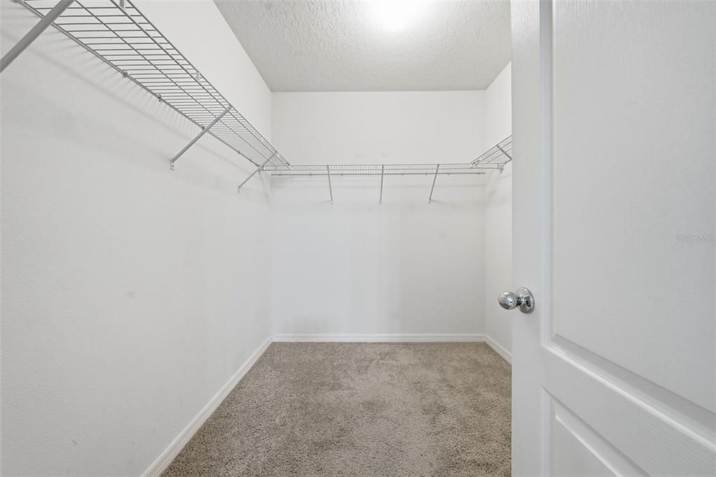 For Sale: $314,900 (4 beds, 2 baths, 1846 Square Feet)