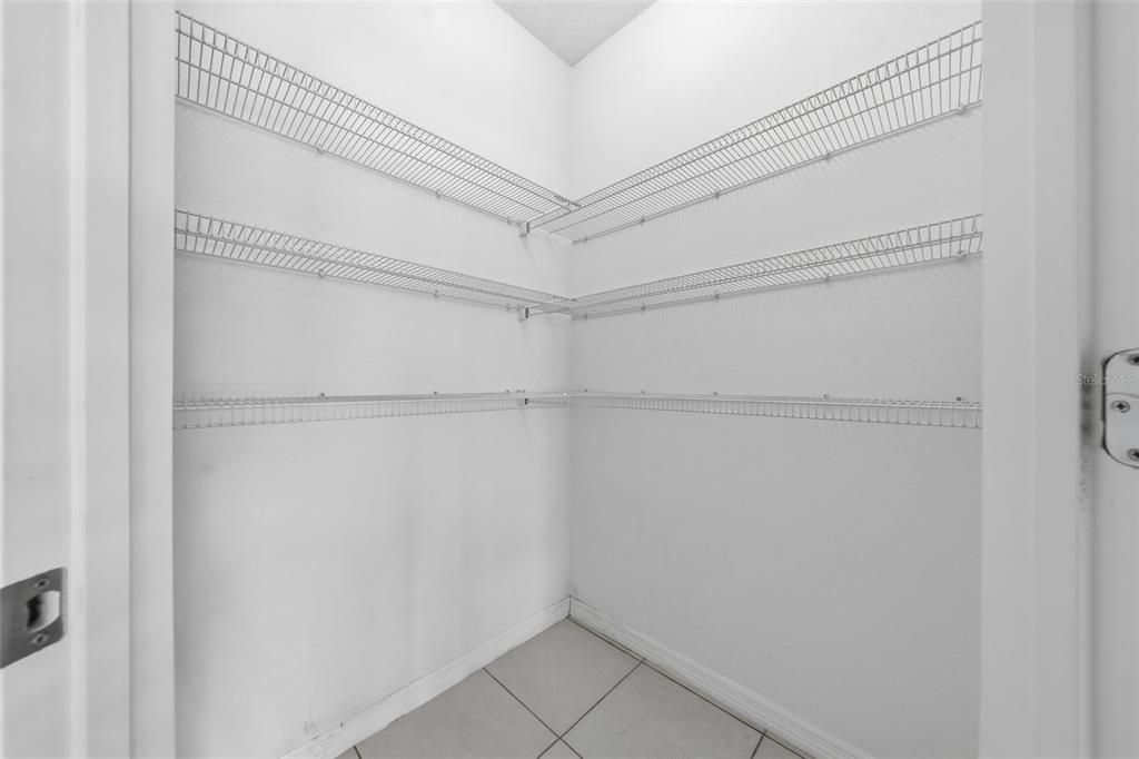 For Sale: $314,900 (4 beds, 2 baths, 1846 Square Feet)