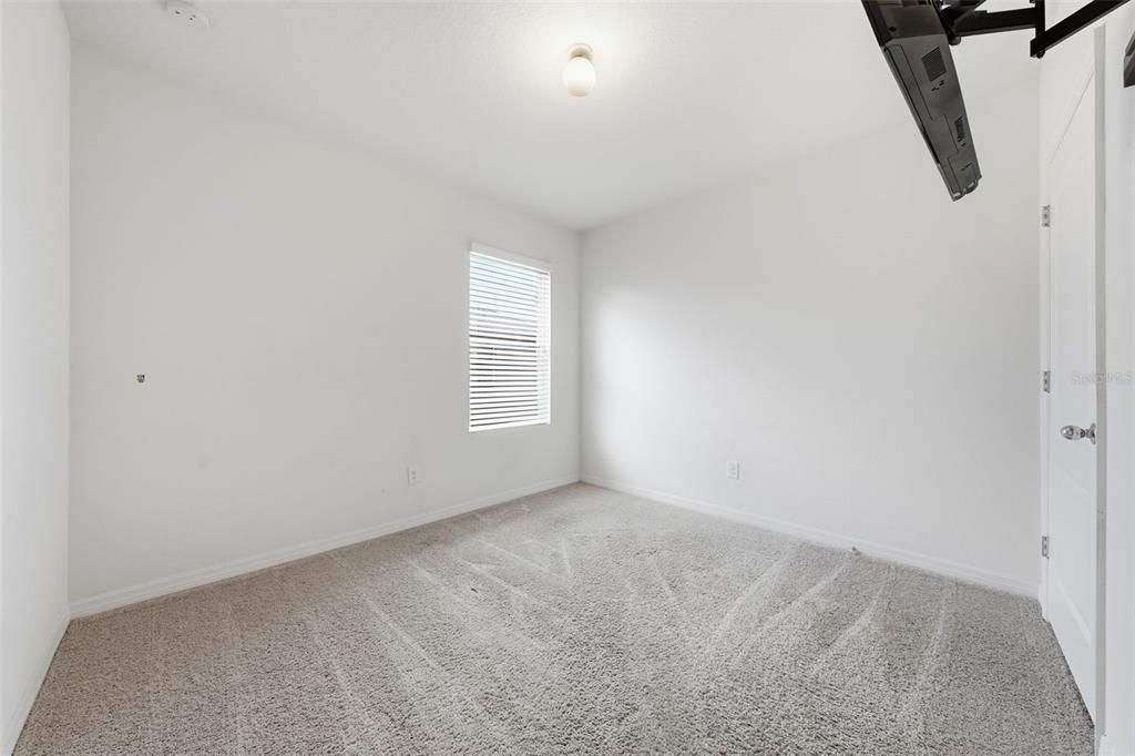 For Sale: $314,900 (4 beds, 2 baths, 1846 Square Feet)