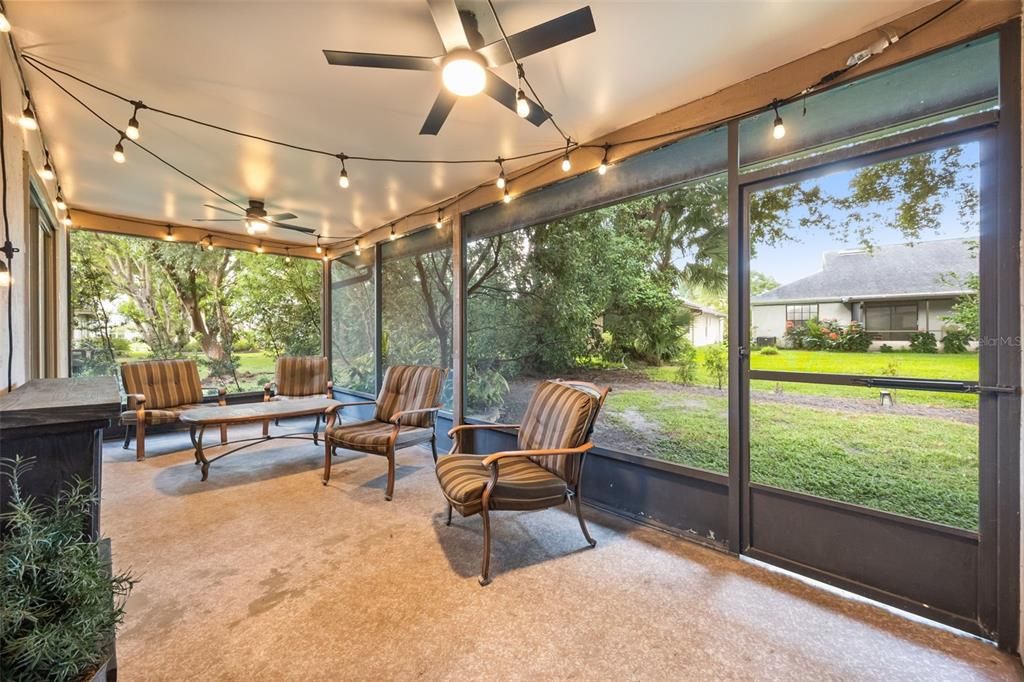 En Venta: $410,000 (3 camas, 2 baños, 1414 Pies cuadrados)