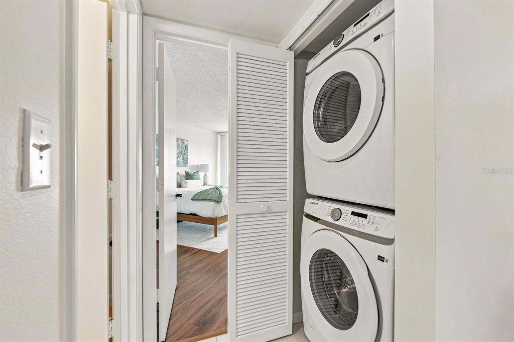 En Venta: $1,050,000 (2 camas, 2 baños, 1570 Pies cuadrados)