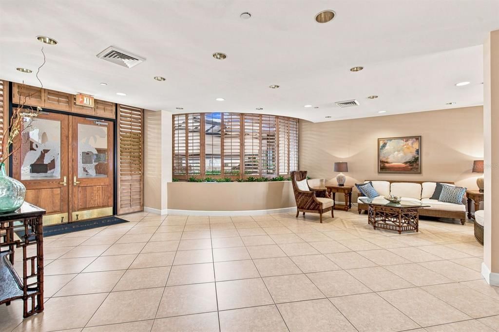En Venta: $1,050,000 (2 camas, 2 baños, 1570 Pies cuadrados)
