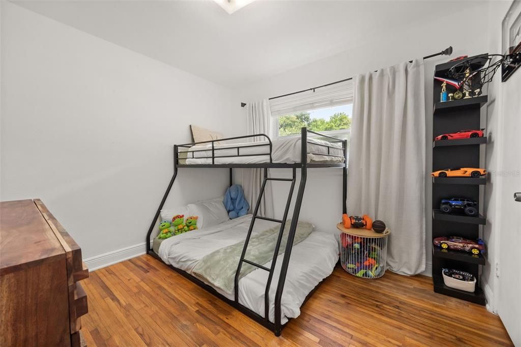 En Venta: $425,000 (3 camas, 2 baños, 1187 Pies cuadrados)