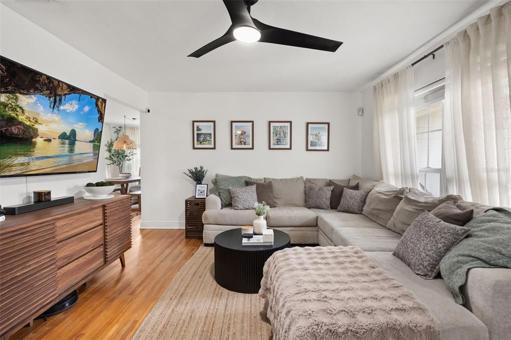 En Venta: $425,000 (3 camas, 2 baños, 1187 Pies cuadrados)