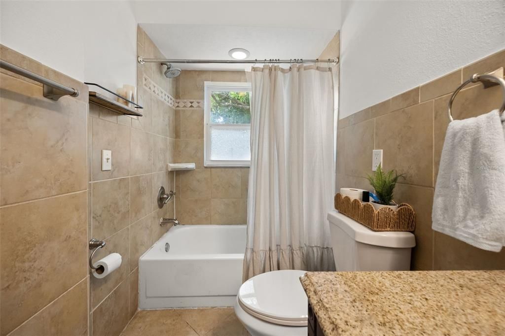 En Venta: $425,000 (3 camas, 2 baños, 1187 Pies cuadrados)