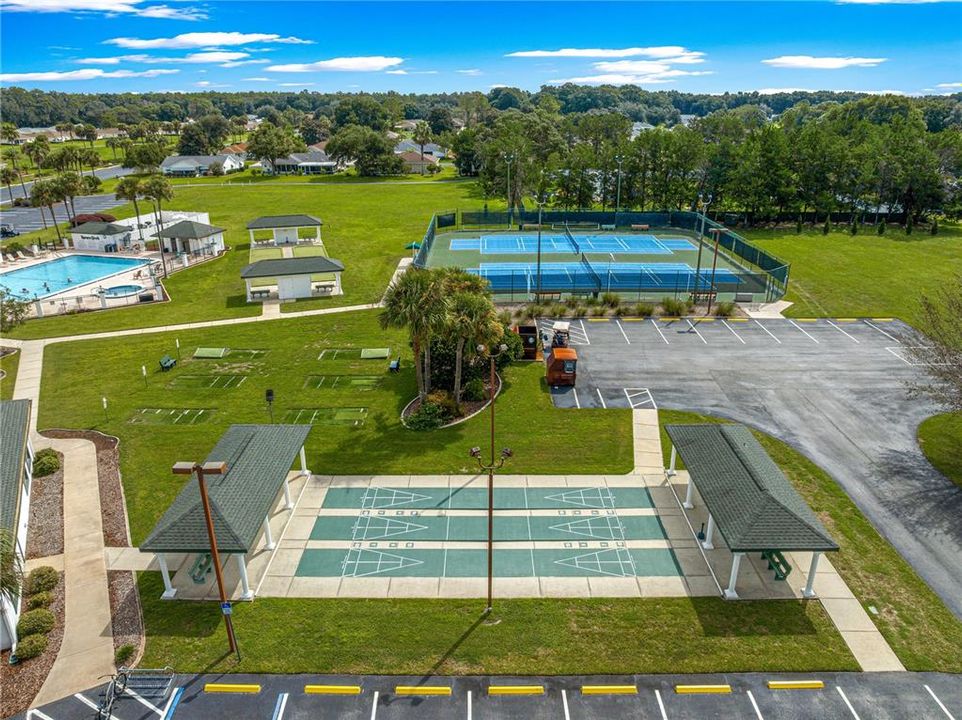 En Venta: $244,900 (2 camas, 2 baños, 1496 Pies cuadrados)