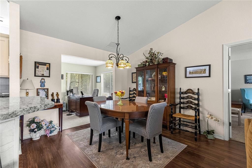 En Venta: $244,900 (2 camas, 2 baños, 1496 Pies cuadrados)