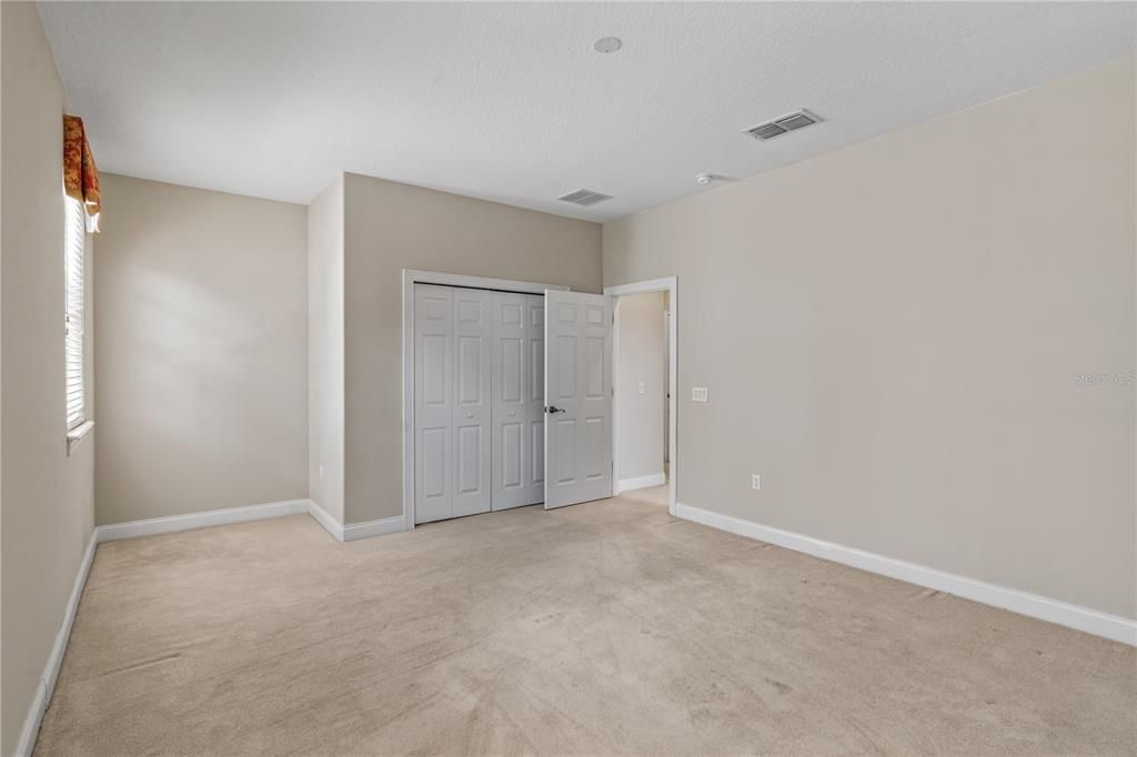 For Rent: $5,295 (5 beds, 4 baths, 3652 Square Feet)